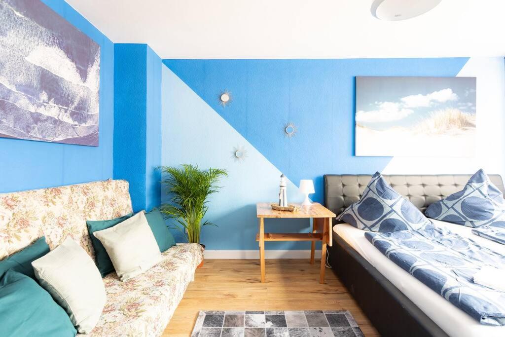 - Sea Apartment Duisburg Center & Parking Spaces & Kingsize Bett - Central Station Hbf - Exterior photo